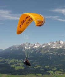 TANDEM-PARAGLEITEN-Thermikflug